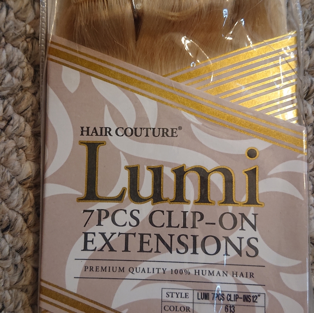 Lumi TOTAL 14 Pcs clip-on Hair Extensions (2 pack)